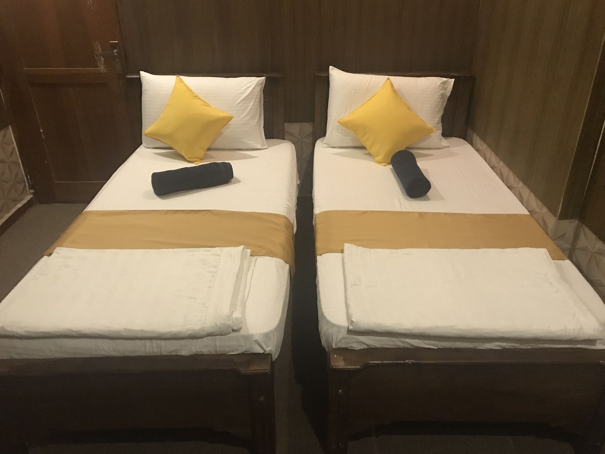 Oyo 112 Al Manaal Residency Hotel Colombo Eksteriør billede